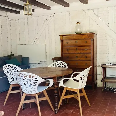 Le De Phal Country house