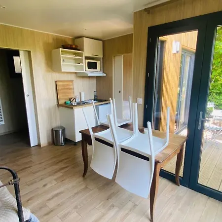 Le De Phal Saint-Phal