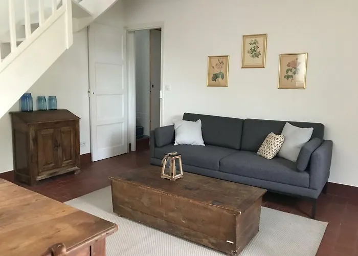 Le De Phal Saint-Phal